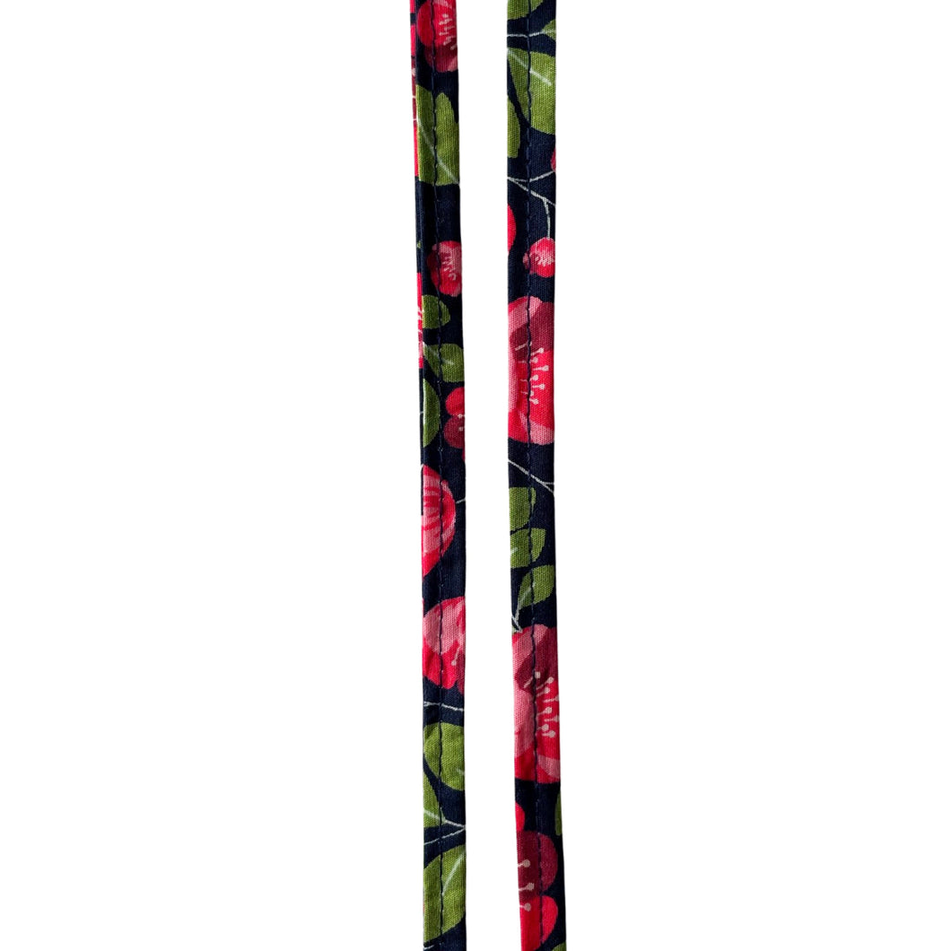 Shoelaces, Pair of 100% Cotton fabric laces, Retro Print Pink Rose Floral / Flowers on Navy Blue