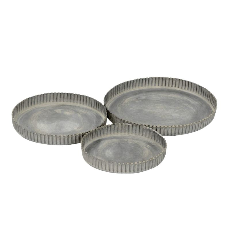 Trays. Set of 3 Distressed Trays With Rustic Finish. – No77